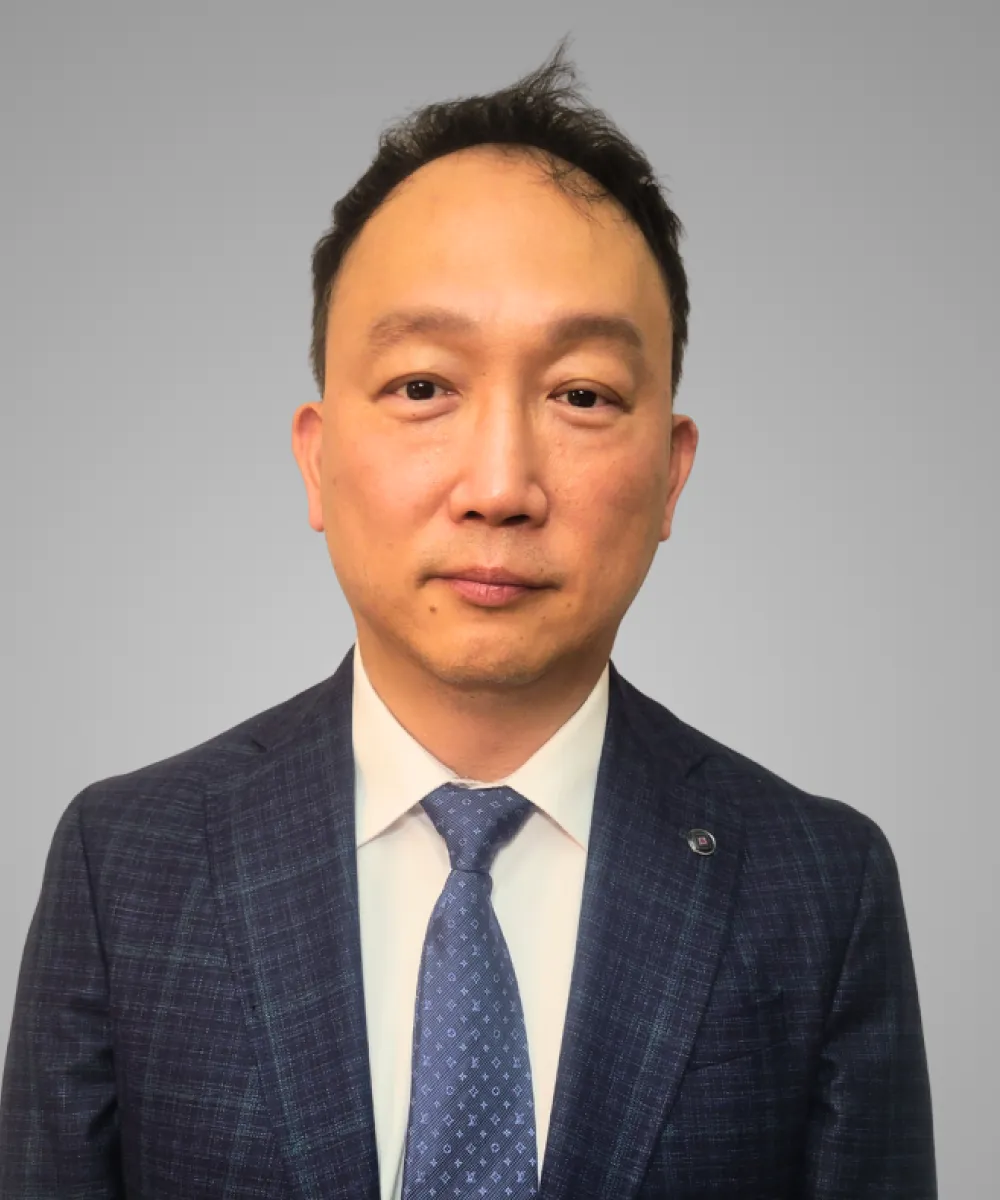 Kiwoo Chung